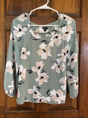 Ann Taylor Sage Green Floral Boatneck Blouse, XSP